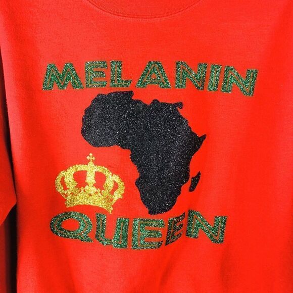Women's Size Medium Melanin Queen Crewneck Sweater - Picture 2 of 6